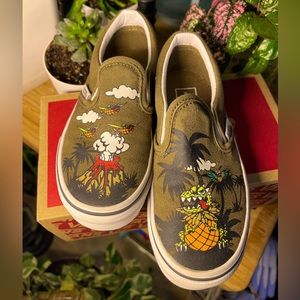 🦖🍍🌋VANS Dineapple SlipOns Little Kid 12